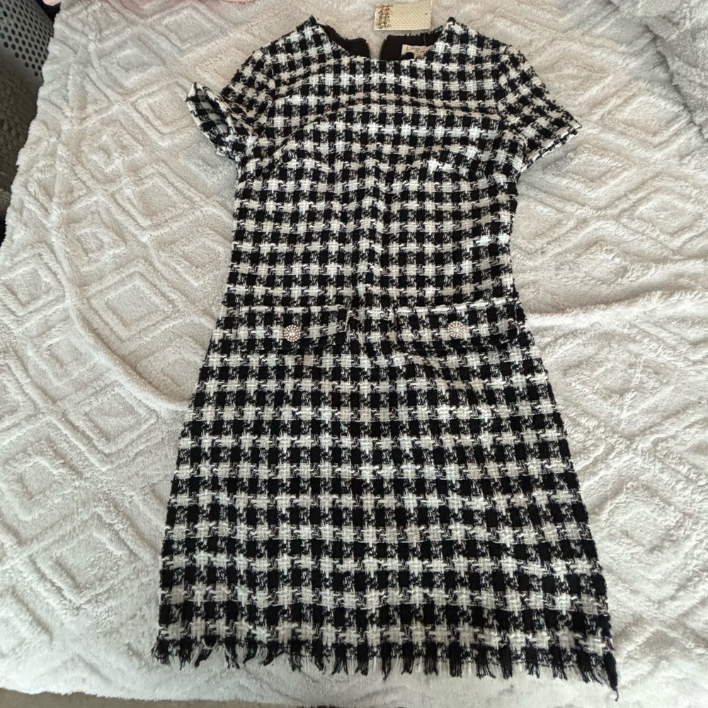 BeBop Black and White Sheath Mini Dress Crew Neck